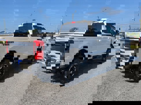 New 2026 Ford F250 Platinum image 3
