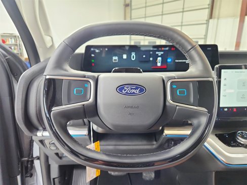 New 2025 Ford Expedition Platinum image 25