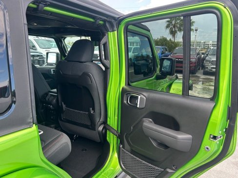 New 2025 Jeep Wrangler Unlimited Rubicon image 33