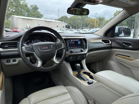 Used 2017 GMC Acadia Denali w/ Technology Package image 13