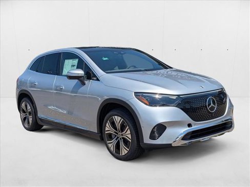 New 2026 Mercedes-Benz EQE 320 4MATIC SUV image 6