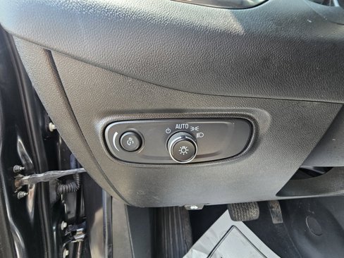 Used 2022 Chevrolet Equinox LT image 22