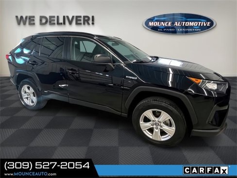 Used 2021 Toyota RAV4 LE image 4