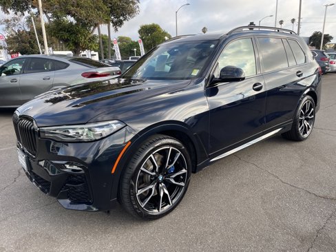 Used 2022 BMW X7 xDrive40i w/ M Sport Package image 3