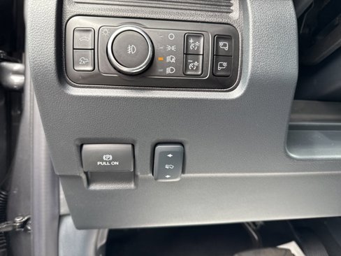 New 2025 Ford F350 Lariat w/ Chrome Package image 23