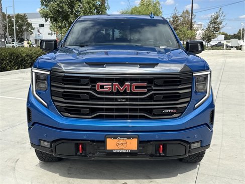 Used 2023 GMC Sierra 1500 AT4 w/ Technology Package image 8