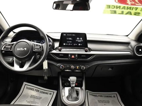 Used 2024 Kia Forte LXS image 18