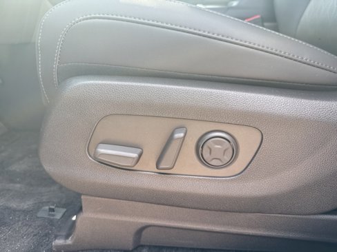 New 2026 Kia Carnival EX image 29