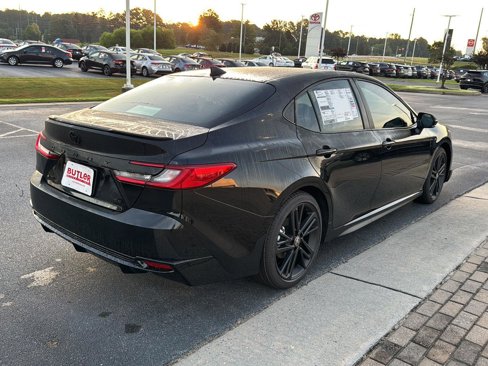 New 2026 Toyota Camry Hybrid image 5