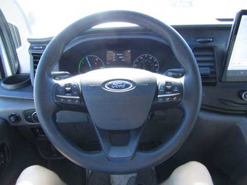 Used 2024 Ford E-Transit Low Roof image 26