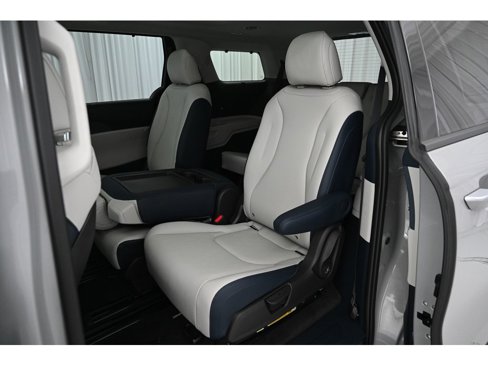 New 2026 Kia Carnival SX image 11