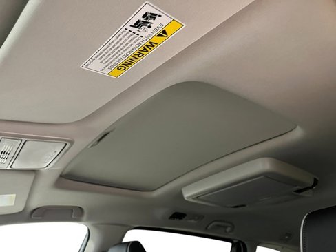 New 2026 Honda Odyssey Touring image 18