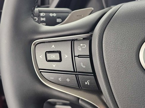 New 2025 Lexus ES 300h w/ Premium Package image 23