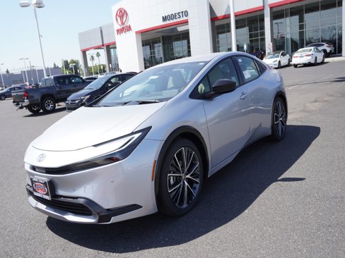 New 2026 Toyota Prius XLE image 7