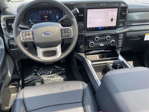 New 2025 Ford F350 Lariat w/ Lariat Ultimate Package image 6