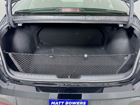 Certified 2025 Hyundai Elantra Sport image 25