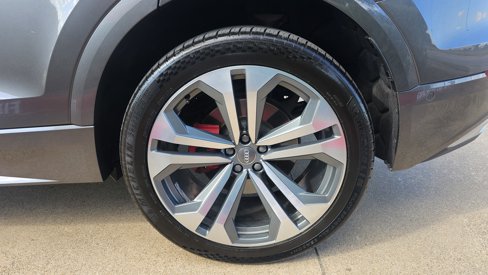Used 2019 Audi Q8 Premium Plus image 14