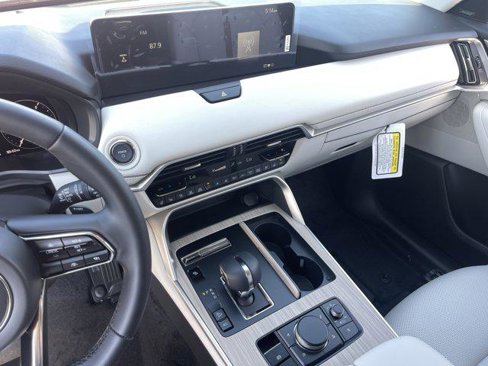 New 2025 MAZDA CX-90 Plug-In Hybrid w/ Premium Plus image 32
