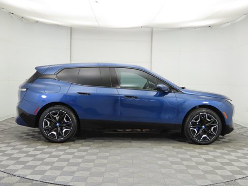 Certified 2025 BMW iX xDrive50 w/ Premium Package image 4