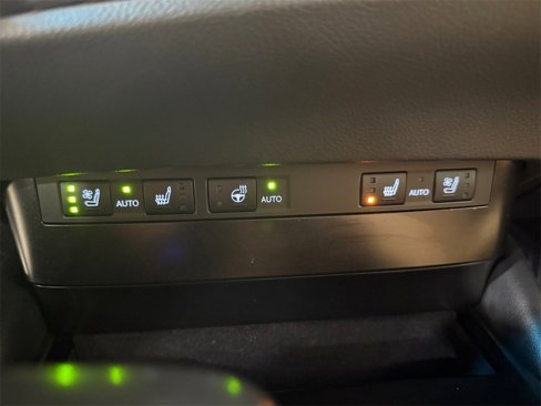 Used 2024 Lexus ES 300h image 35