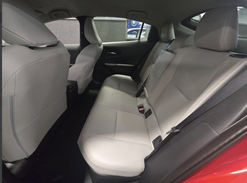 Used 2024 Toyota Prius XLE image 11
