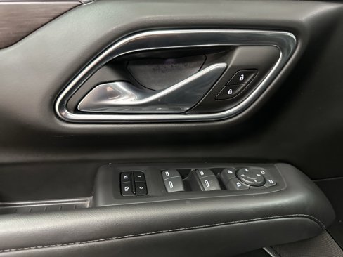 Used 2024 Chevrolet Tahoe LT w/ LT Signature Package image 19