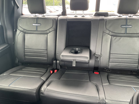 New 2025 Ford F250 Platinum image 38