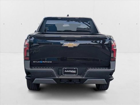 New 2026 Chevrolet Silverado EV LT image 5