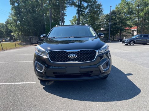 Used 2016 Kia Sorento LX image 3