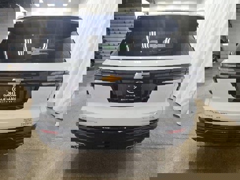 New 2026 Chevrolet Traverse High Country image 15