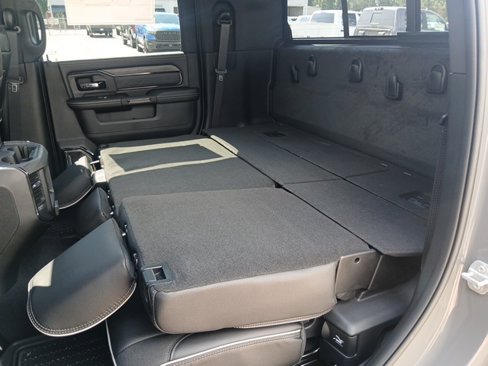 New 2026 RAM 2500 Limited image 24