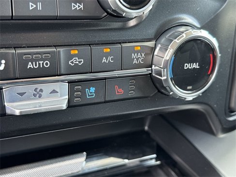 New 2025 Ford F450 Lariat image 27