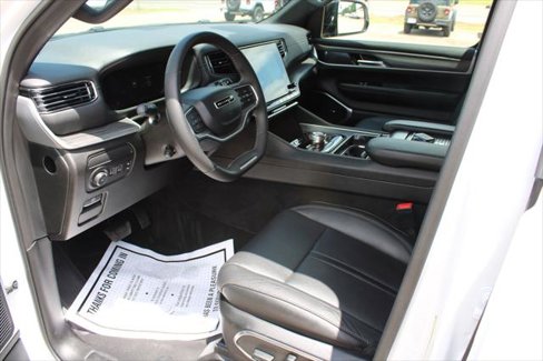 Certified 2023 Jeep Wagoneer L Series II image 19