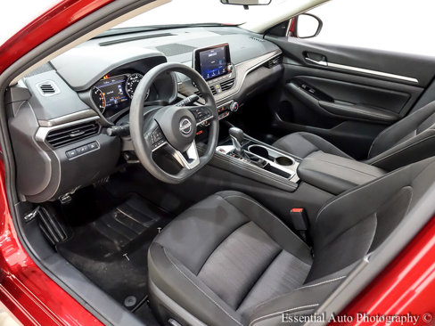 Used 2023 Nissan Altima 2.5 SV image 14
