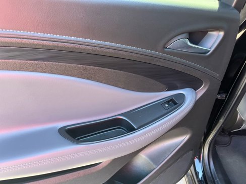 Used 2019 Buick Envision Essence image 13
