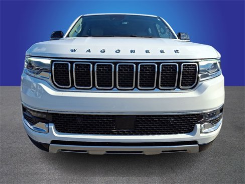 Used 2024 Jeep Wagoneer L Series II w/ Flexible Seating Group image 2