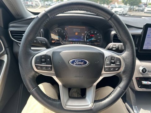 Certified 2023 Ford Explorer XLT w/ Equipment Group 202A image 40