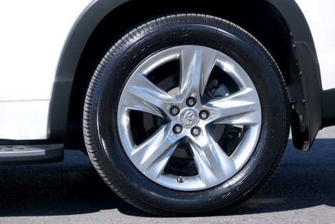 Used 2016 Toyota Highlander Limited image 14