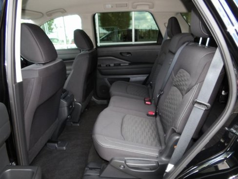 Certified 2024 Nissan Pathfinder S image 18