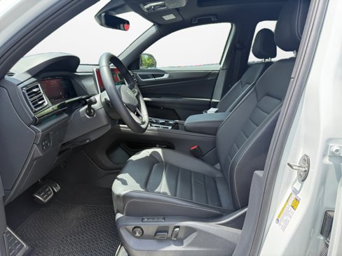 Certified 2025 Volkswagen Atlas Cross Sport SEL R-Line image 11
