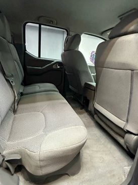 Used 2018 Nissan Frontier SV image 34