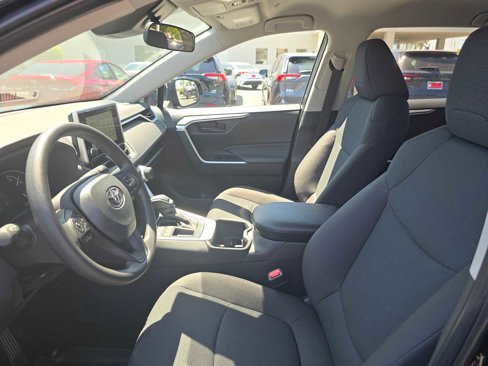 Certified 2025 Toyota RAV4 LE image 21