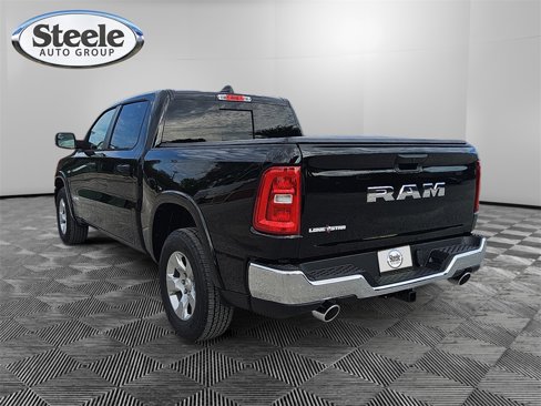 New 2026 RAM 1500 2WD Crew Cab image 3