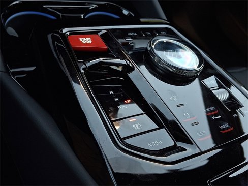 New 2026 BMW M5 w/ Carbon Package image 10