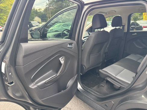 Used 2017 Ford Escape SE image 14