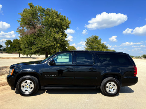 Used 2013 Chevrolet Suburban LS w/ Convenience Package 1 image 4