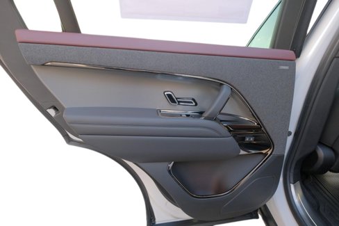 New 2025 Land Rover Range Rover Sport Dynamic SE image 13