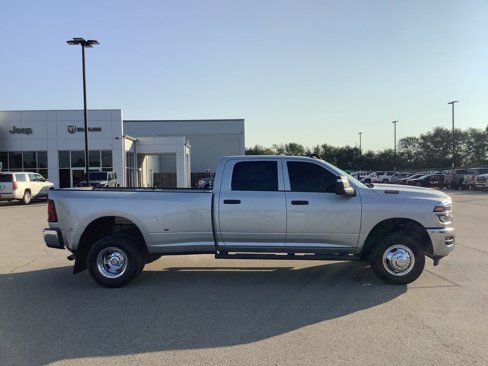 New 2026 RAM 3500 Tradesman image 8