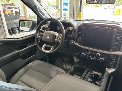 New 2025 Ford F150 XLT w/ Equipment Group 302A MID image 8