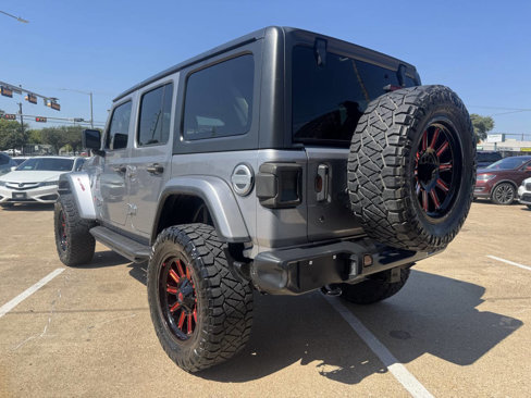Used 2018 Jeep Wrangler Unlimited Sahara w/ Cold Weather Group image 5